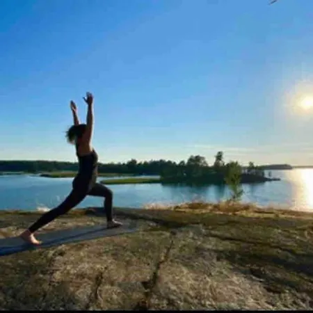 Kesaemoekki Meren Rannalla, 5 Km Tammisaaren Keskustaan Raseborg