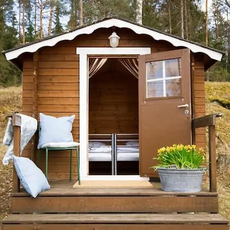 Kesaemoekki Meren Rannalla, 5 Km Tammisaaren Keskustaan * Raseborg