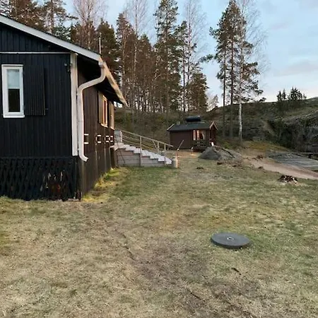 Kesaemoekki Meren Rannalla, 5 Km Tammisaaren Keskustaan * Raseborg