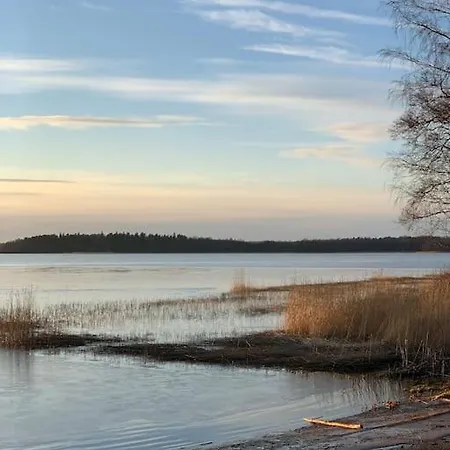 Kesaemoekki Meren Rannalla, 5 Km Tammisaaren Keskustaan * Raseborg