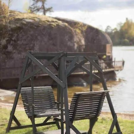 Horská chata Kesaemoekki Meren Rannalla, 5 Km Tammisaaren Keskustaan