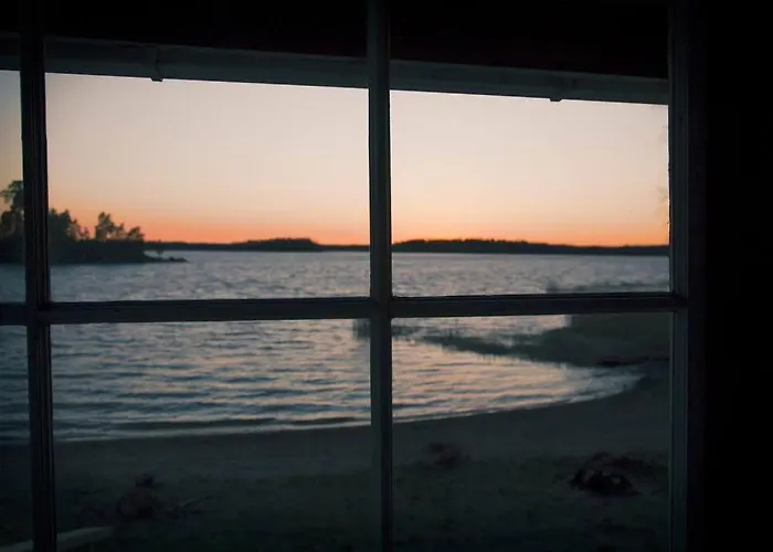 Kesaemoekki Meren Rannalla, 5 Km Tammisaaren Keskustaan Chalet Raseborg