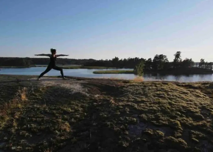 Kesaemoekki Meren Rannalla, 5 Km Tammisaaren Keskustaan Chalet