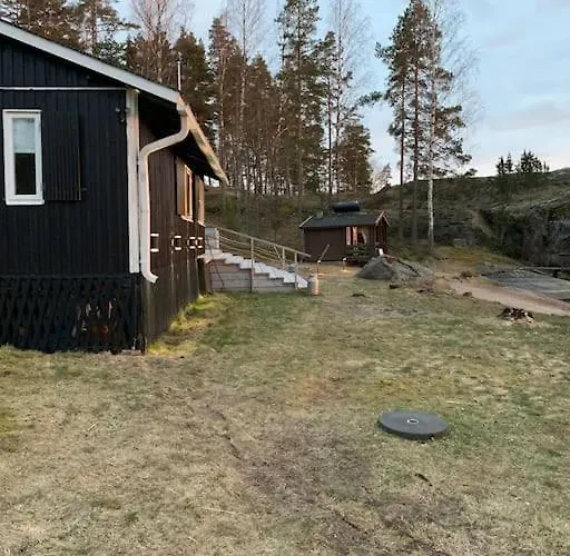 Kesaemoekki Meren Rannalla, 5 Km Tammisaaren Keskustaan * Raseborg